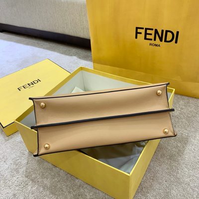 Fendi Peekaboo ISeeU handbag (T) — 9