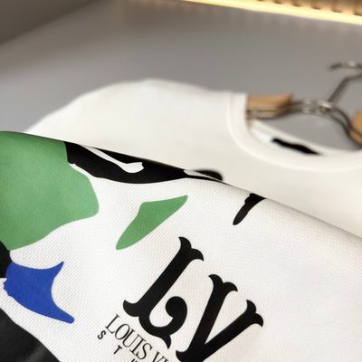 LV crewneck sweatshirt — 9