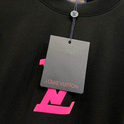 LV T-shirt — 4