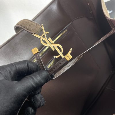 Saint Laurent Le 5 à 7 Bea tote bag — 7