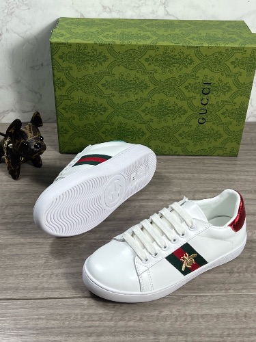 Gucci Ace Embroidered Leather Sneakers — 4