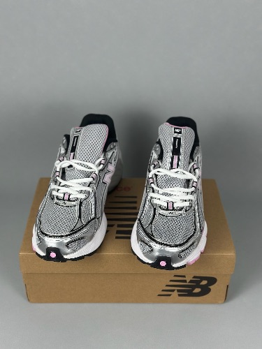 New Balance 740 Silver Pink sneaker — 3