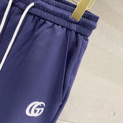 Gucci short — 6