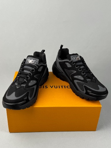 Louis Vuitton Runner Tatic black technical mesh sneakers — 4