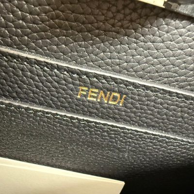 Fendi Peekaboo ISeeU bag (T) — 8