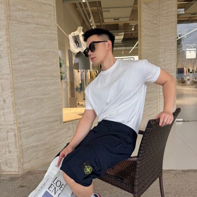 Stone Island cargo shorts — 8