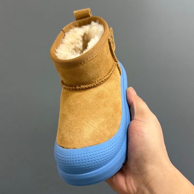 UGG Classic Ultra Mini Weather Hybrid children's boots — 3