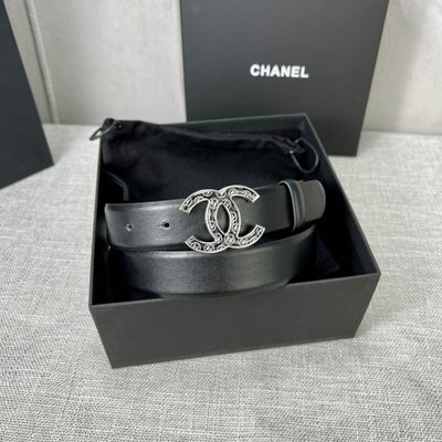 Chanel leather belt features a distinctive silvertone buckle — 4