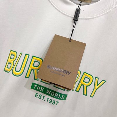 Burberry T-shirt — 4