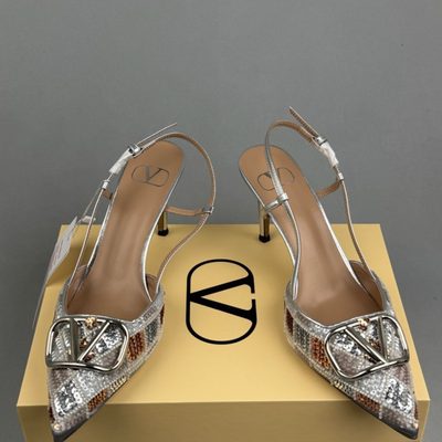 Valentino Garavani sequin-embellished slingback pumps — 4
