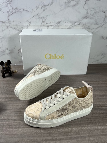 Chloé Lauren lace sneakers