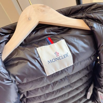 Moncler Enfant Gui Down Gilet — 7