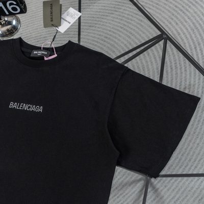 Balenciaga cotton jersey T-shirt with a center logo print — 3