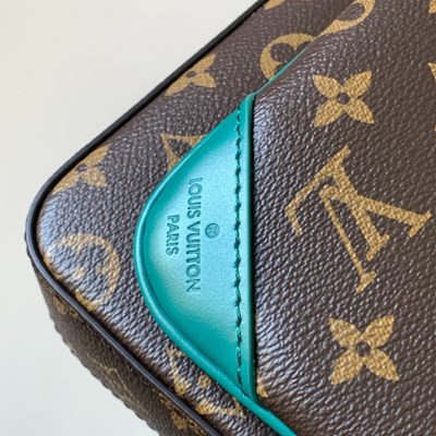 Louis Vuitton Trio Messenger Bag — 5