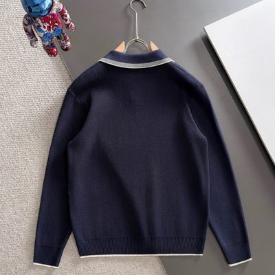 long-sleeved knit sweater — 9
