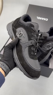 Chanel CC Logo runner sneakers — 5