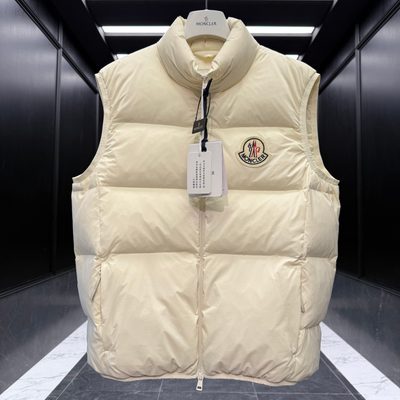 Moncler Belice Down Gilet — 4
