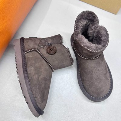 UGG-style short winter boots — 9