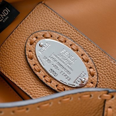 Fendi Baguette bag (T) — 7