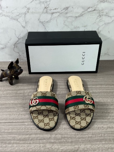 Gucci GG Canvas Web Slides — 4