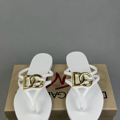 Dolce & Gabbana thong sandals — 3
