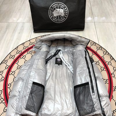 Canada Goose Crofton Puffer — 3