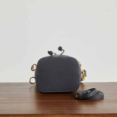 Fendi Mon Tresor bucket bag (T) — 4