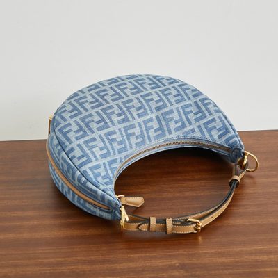 Fendi Fendigraphy bag (T) — 4