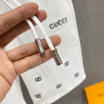 Gucci shorts — 7