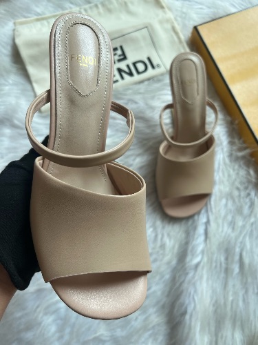 Fendi First sandals in nude leather — 3