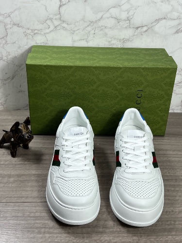 Gucci Chunky B leather sneakers — 3