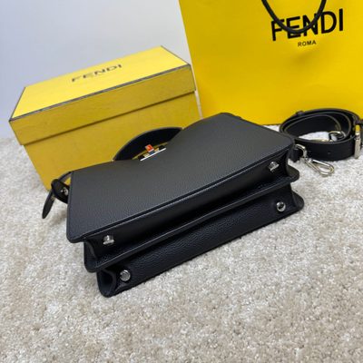Fendi Peekaboo ISeeU leather bag (T) — 5