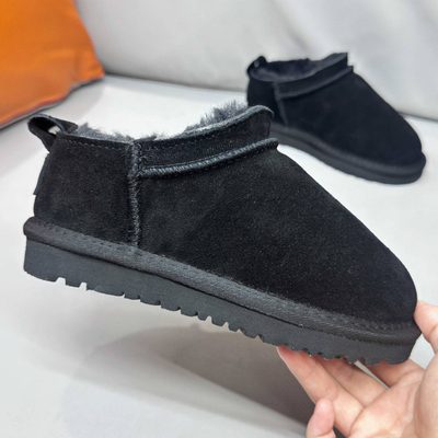 UGG Classic Ultra Mini Boots — 8