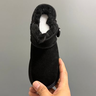 UGG Bailey Button style or similar children's and adult snow-boot — 8
