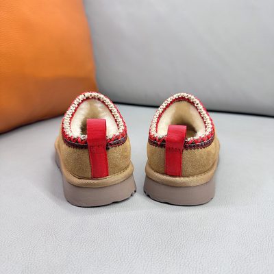 UGG Tazz (or UGG Tazz II) platform slip-on slipper — 7