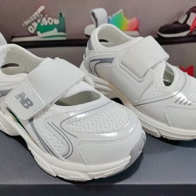New Balance kids' hybrid sneaker — 3