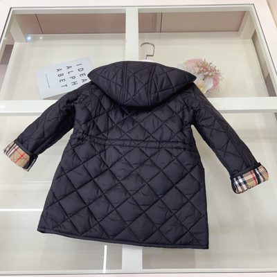 Burberry Kids quilted jacket — 7