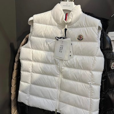 Moncler quilted down gilet — 8