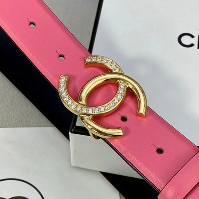 Chanel belt features a silver-toned, rhinestone-encrusted CC logo buckle — 5