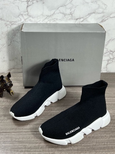 Balenciaga Speed 2.0 sneakers