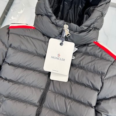 Moncler Enfant hooded padded down jacket — 3