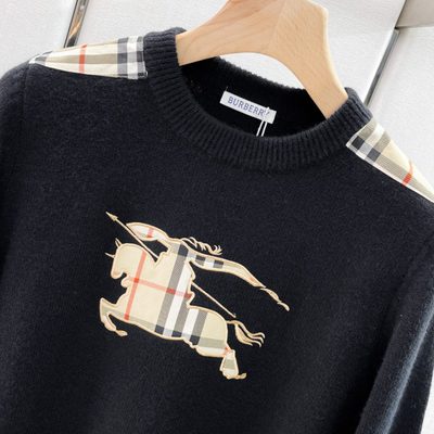 Burberry wool-cashmere crewneck sweater — 3