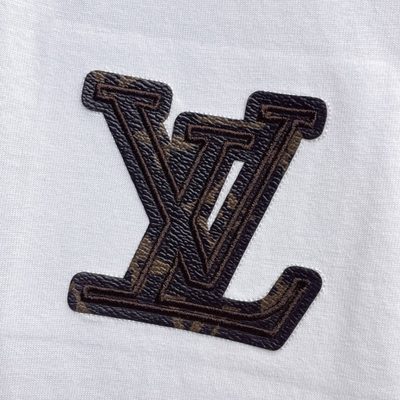 LV T-shirt — 4