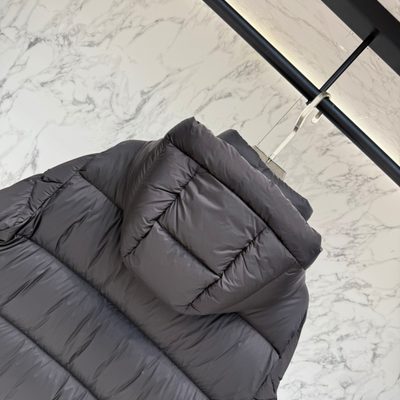 Burberry hooded puffer down jackets — 9