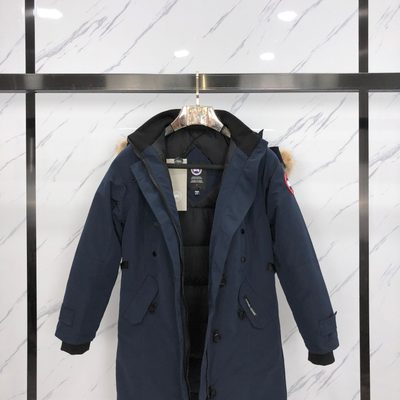 Canada Goose Women's Kensington Parka — 4