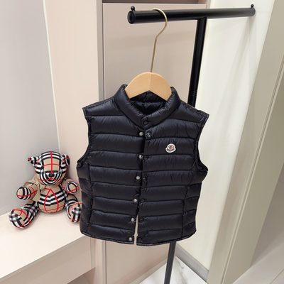 Moncler down gilet for children — 5