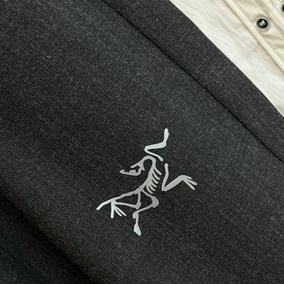 Arcteryx matching set featuring a zip-up jacket and wide-leg trousers — 8