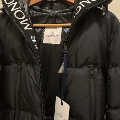 Moncler Men's Montcla Hooded Short Down Jacket — 4