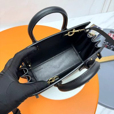 Saint Laurent Sac de Jour bag — 9