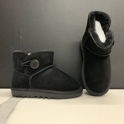 UGG Mini Bailey Button — 5